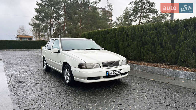 1999 volvo s70