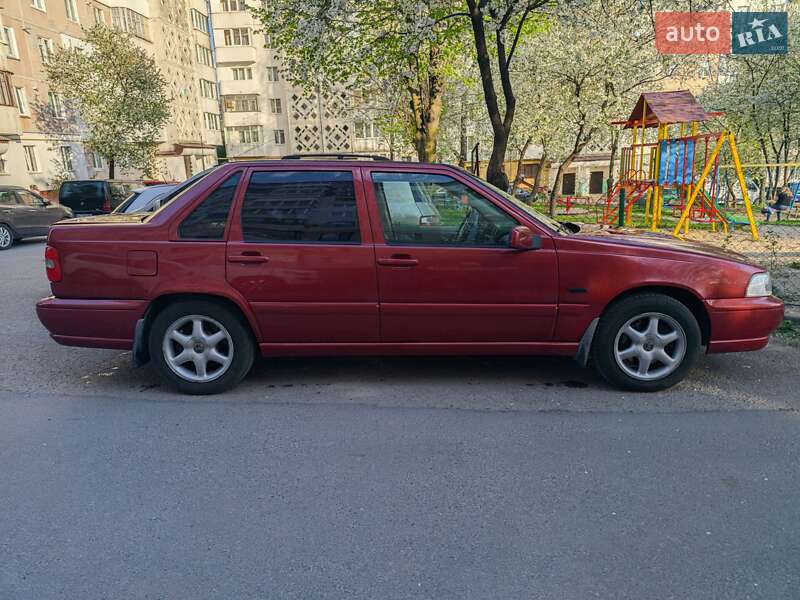 1998 volvo s70