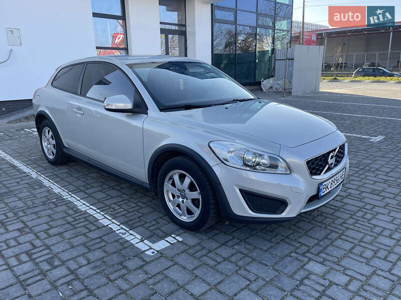 2010 volvo c30
