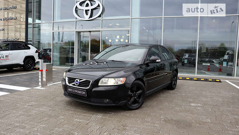 2010 volvo s40