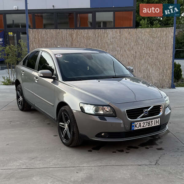 2008 volvo s40