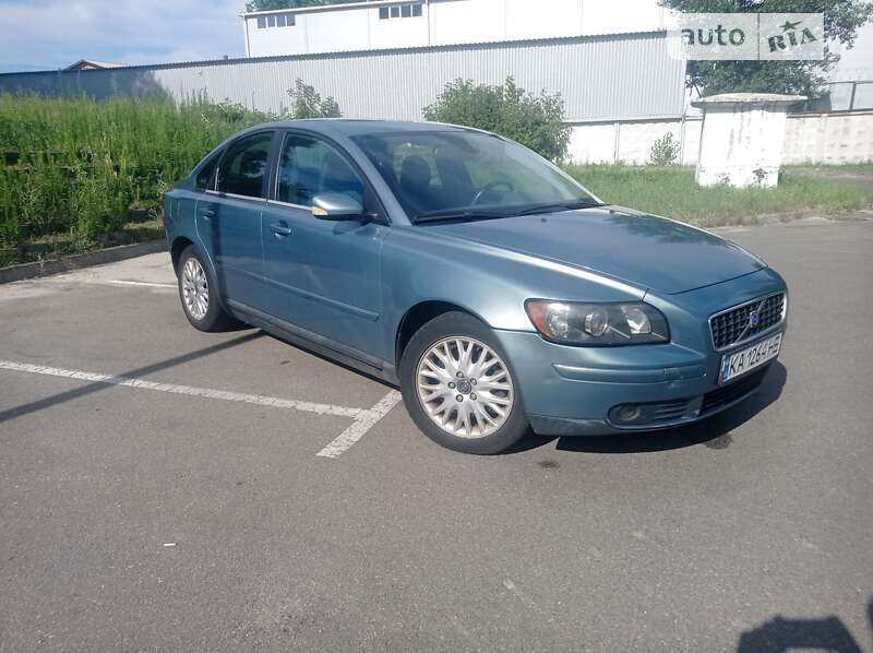 2004 volvo s40