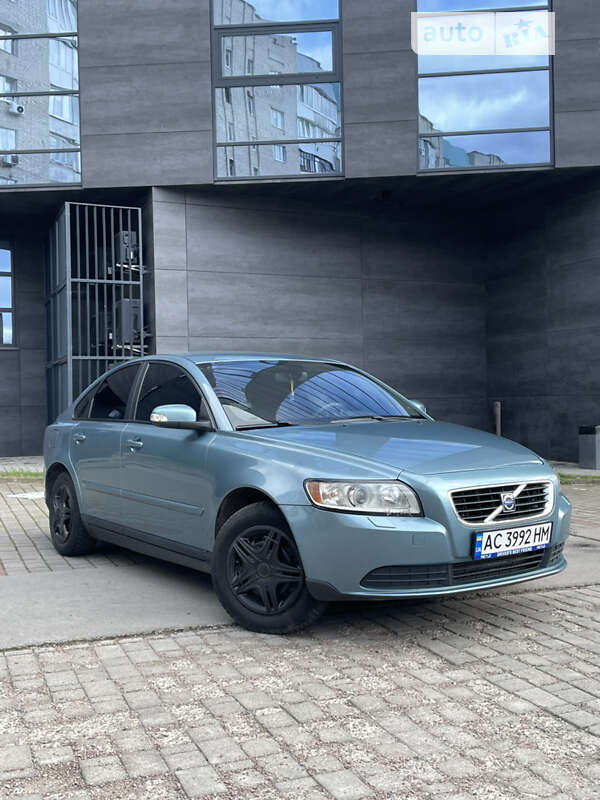 2008 volvo s40