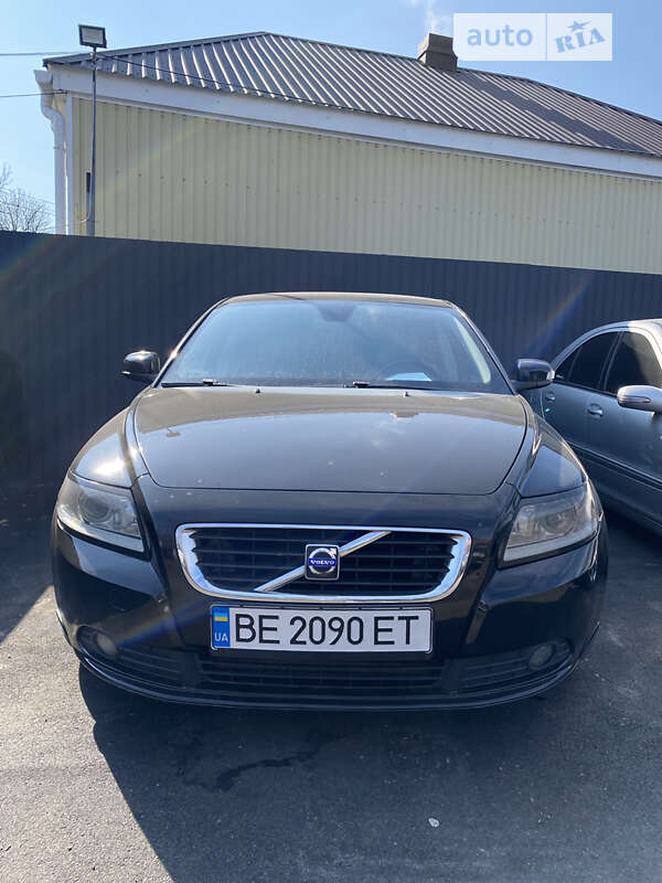 2009 volvo s40