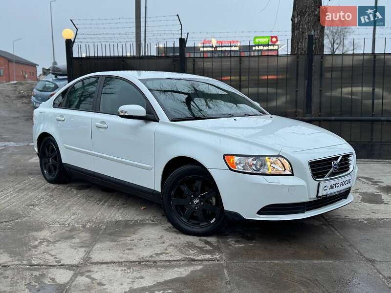 2009 volvo s40