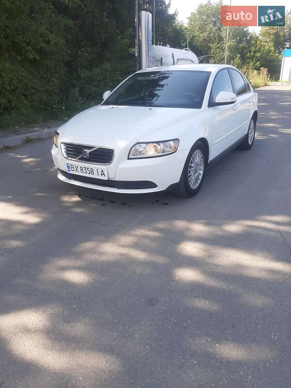 2009 volvo s40