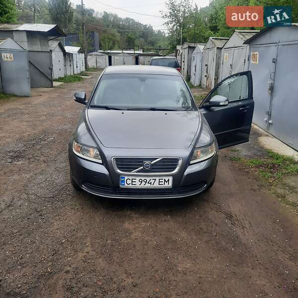 2009 volvo s40