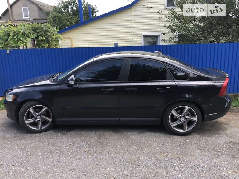 2010 volvo s40