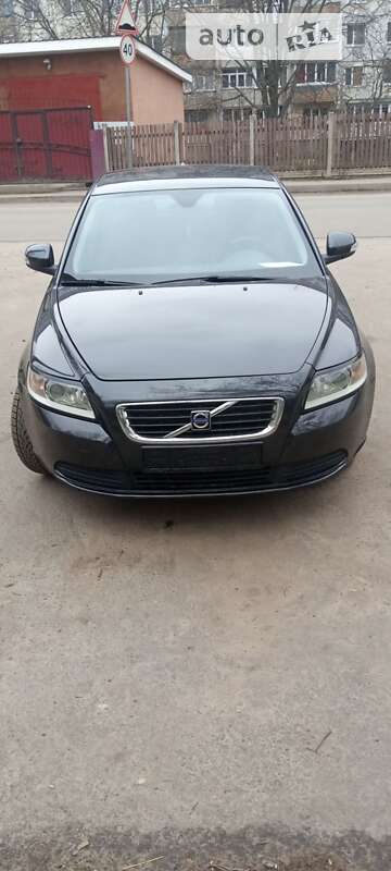 2010 volvo s40