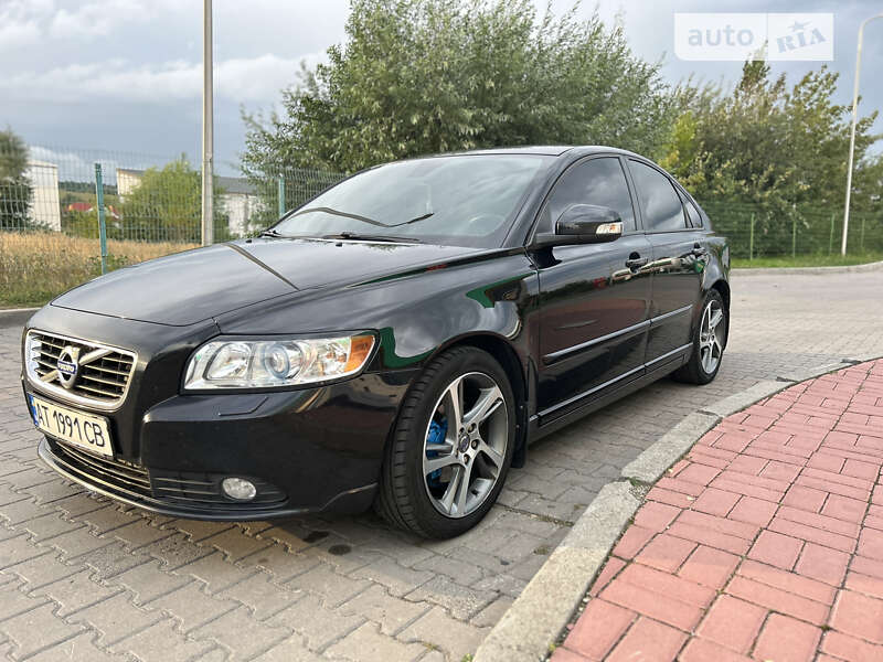 2012 volvo s40