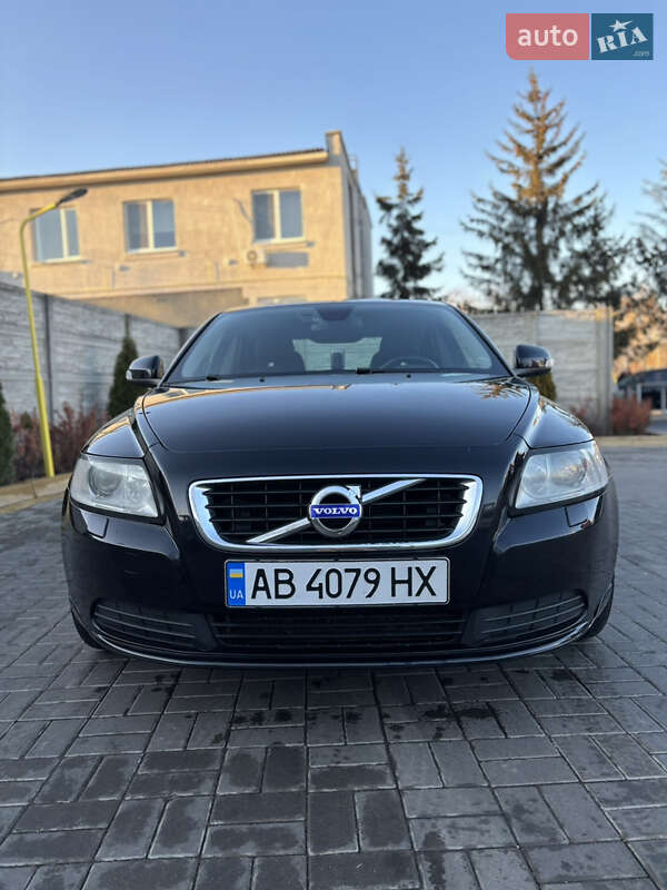 2011 volvo s40
