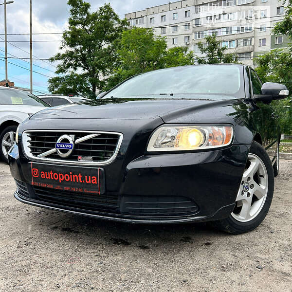 2011 volvo s40