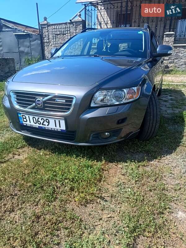 2009 volvo v50
