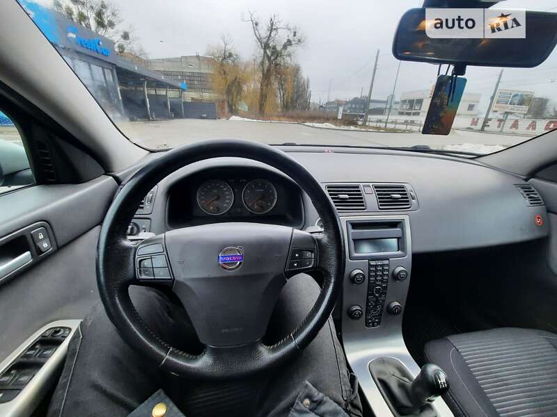 2006 volvo v50