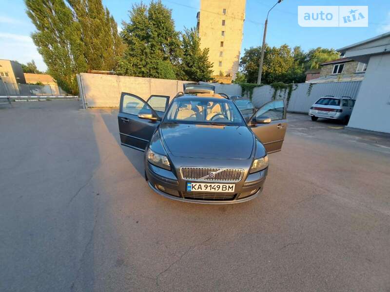 2006 volvo v50