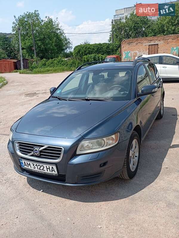 2008 volvo v50