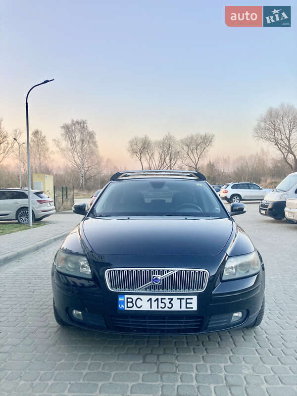 2006 volvo v50