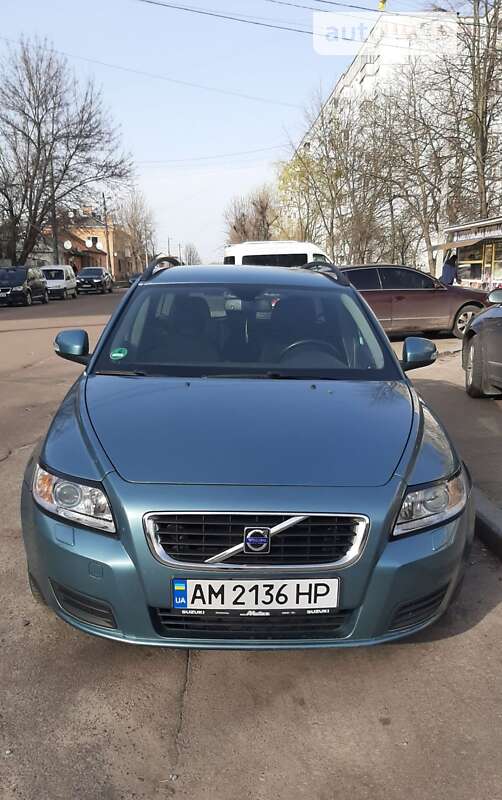 2010 volvo v50