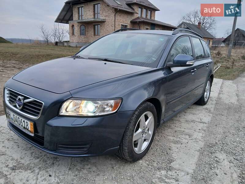 2010 volvo v50