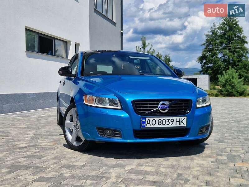 2010 volvo v50