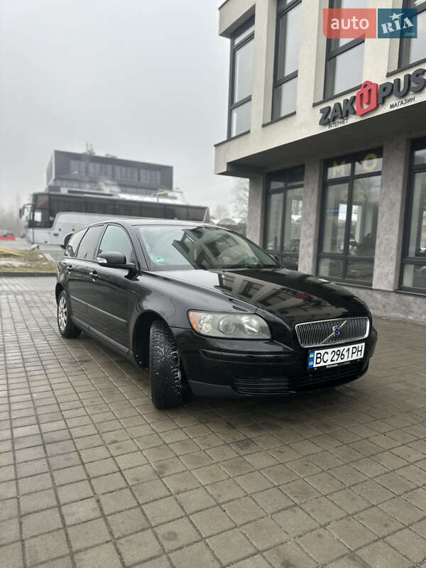 2006 volvo v50