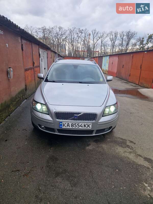 2006 volvo v50