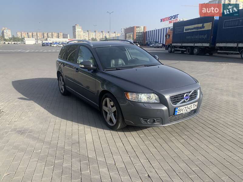 2010 volvo v50