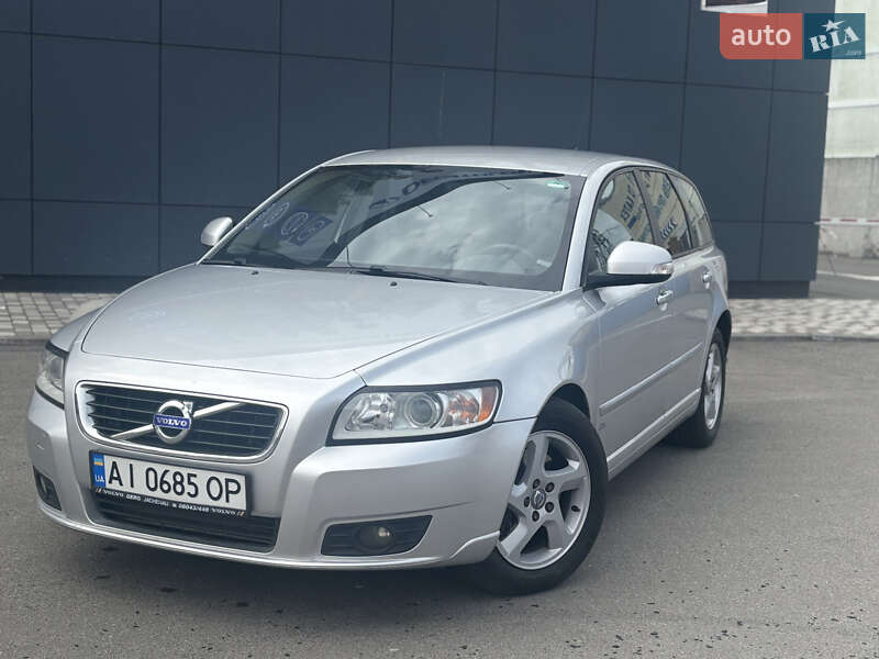 2011 volvo v50