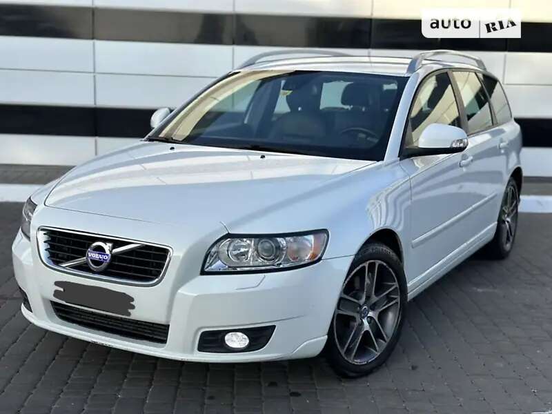 2011 volvo v50