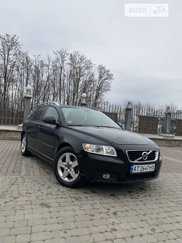 2011 volvo v50