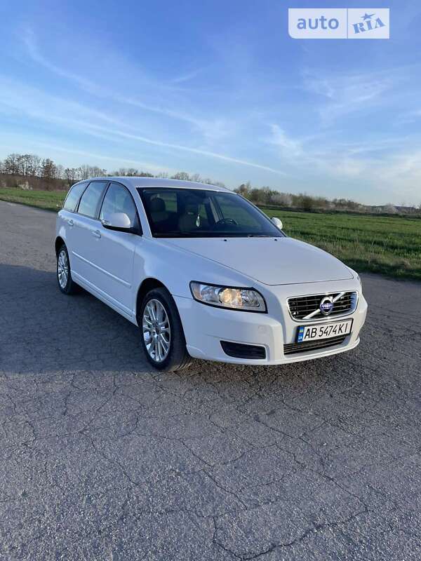 2011 volvo v50