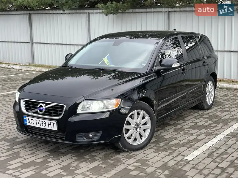 2011 volvo v50