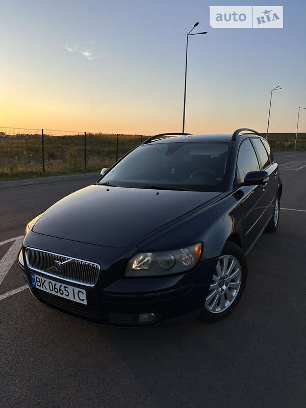 2006 volvo v50