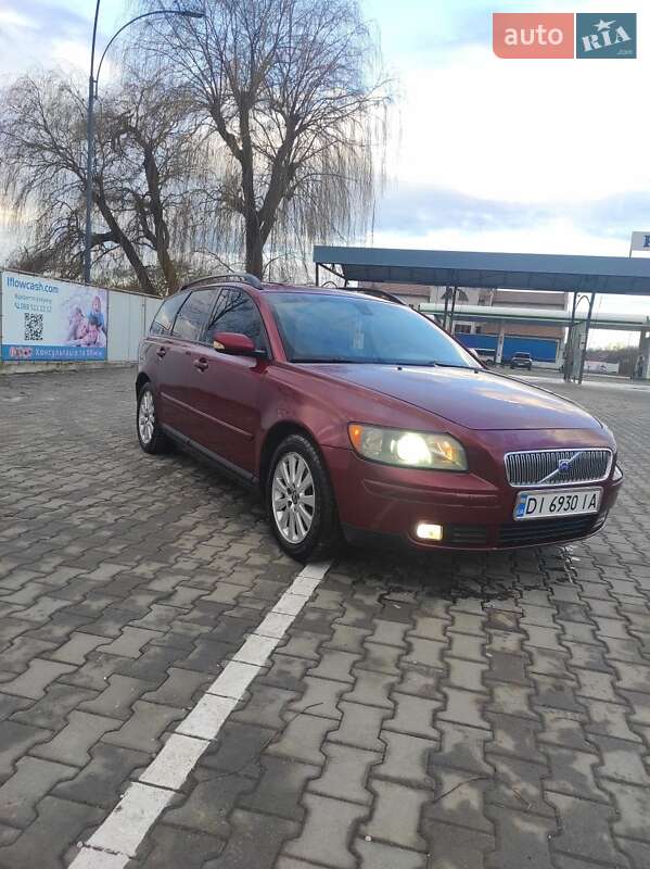 2005 volvo v50