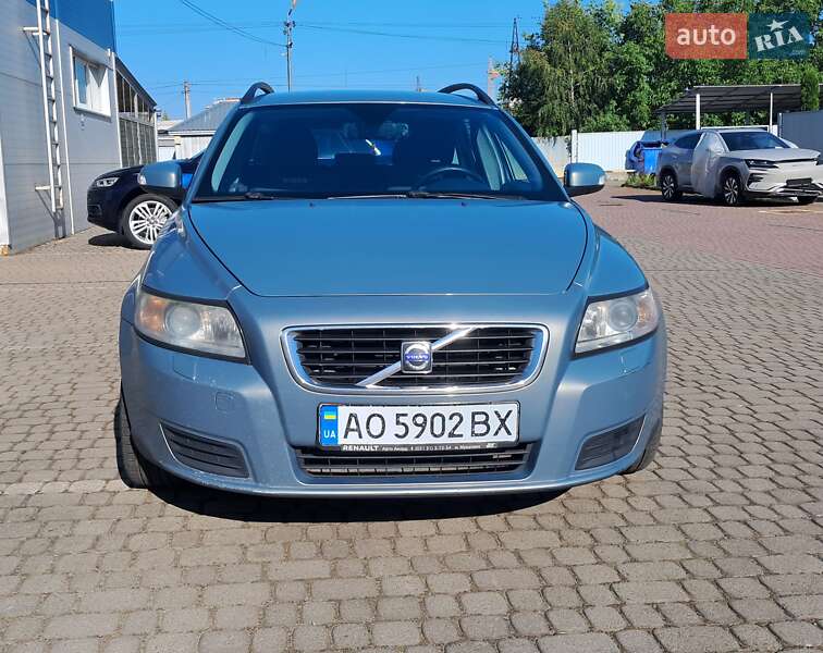 2008 volvo v50