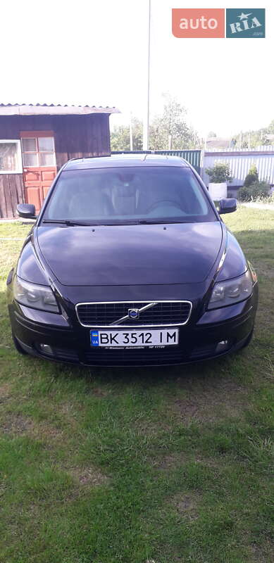 2006 volvo v50