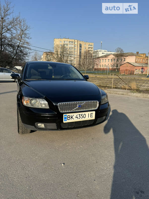 2006 volvo v50