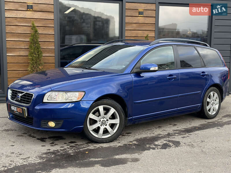 2009 volvo v50