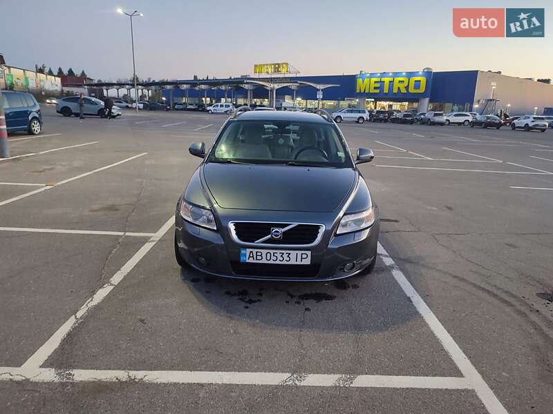 2009 volvo v50