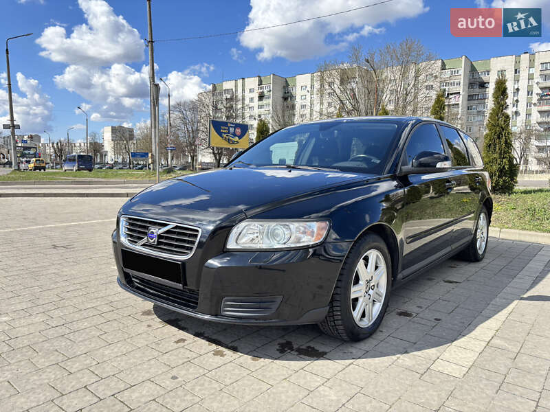2009 volvo v50