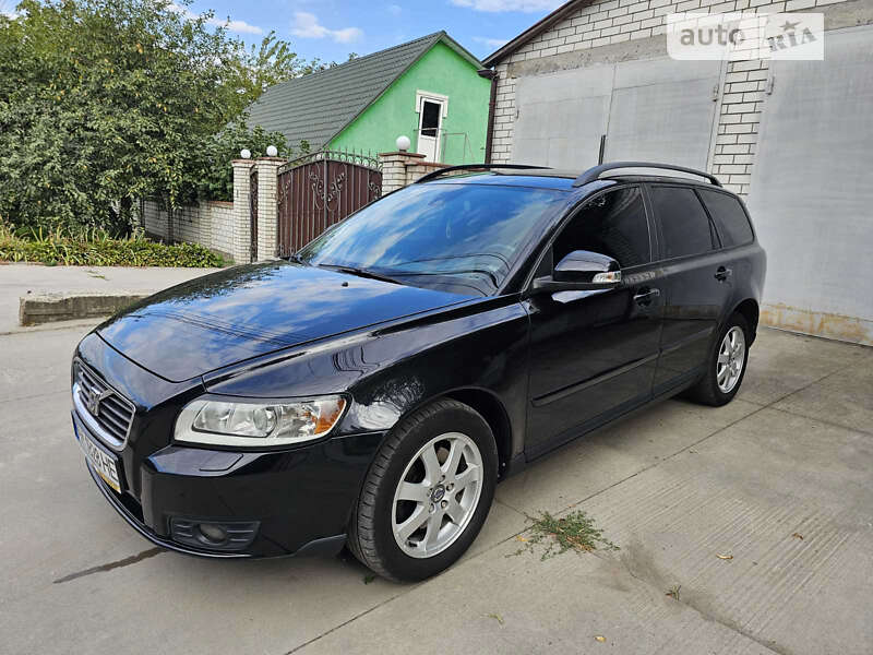 2009 volvo v50