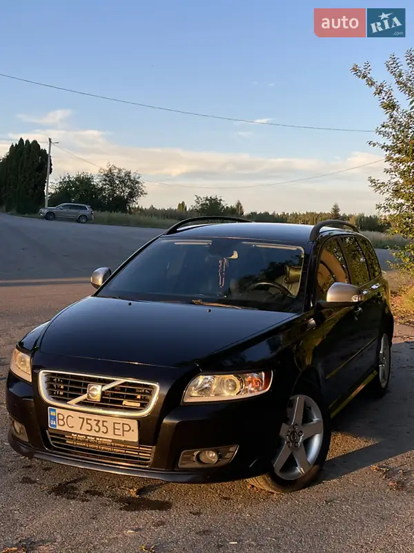 2010 volvo v50