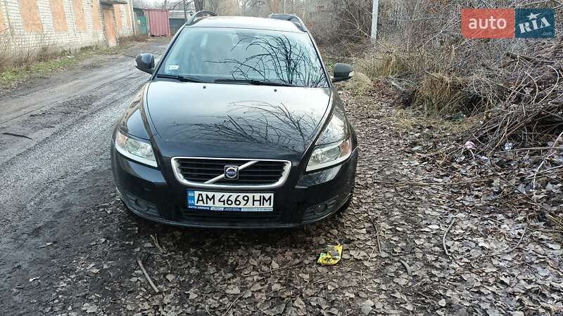 2010 volvo v50