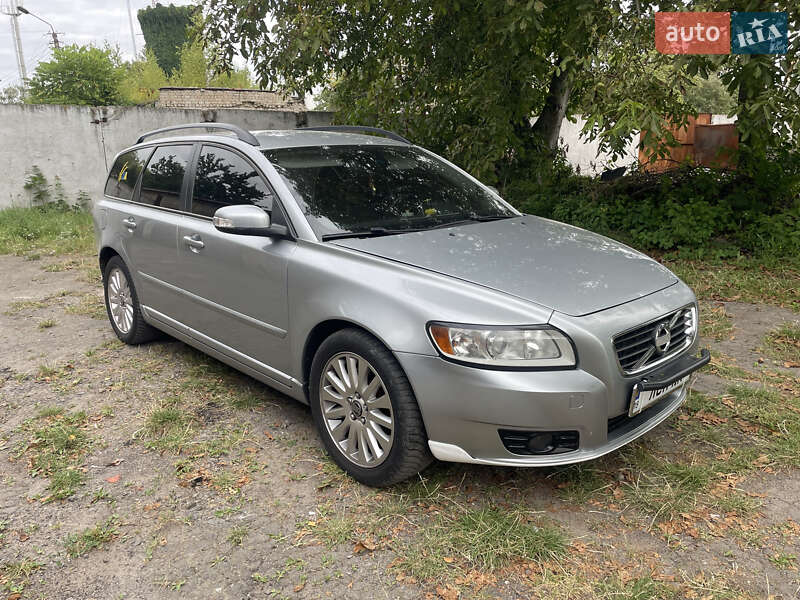 2008 volvo v50