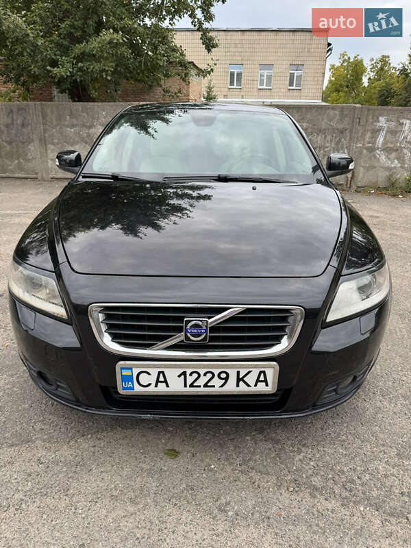 2008 volvo v50