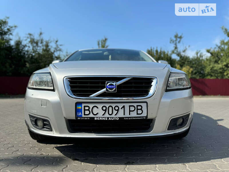 2008 volvo v50