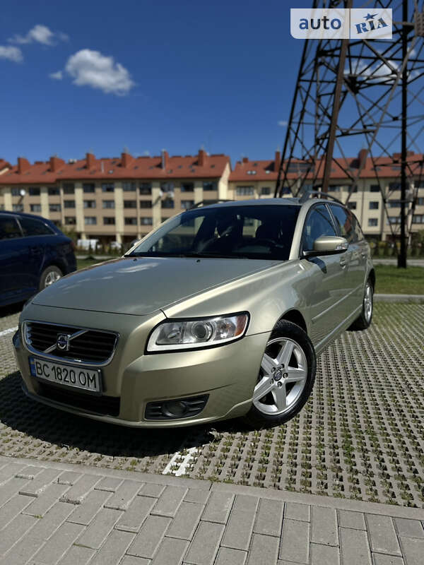 2008 volvo v50
