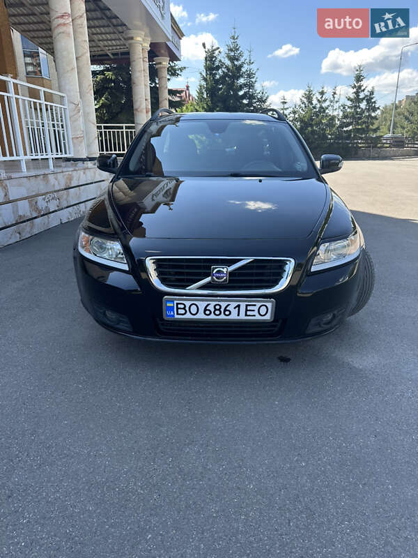 2009 volvo v50