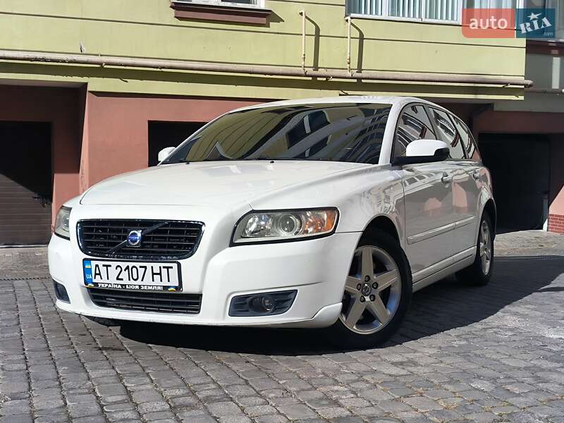2009 volvo v50