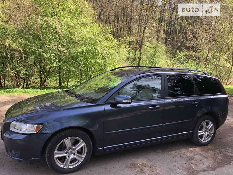 2009 volvo v50